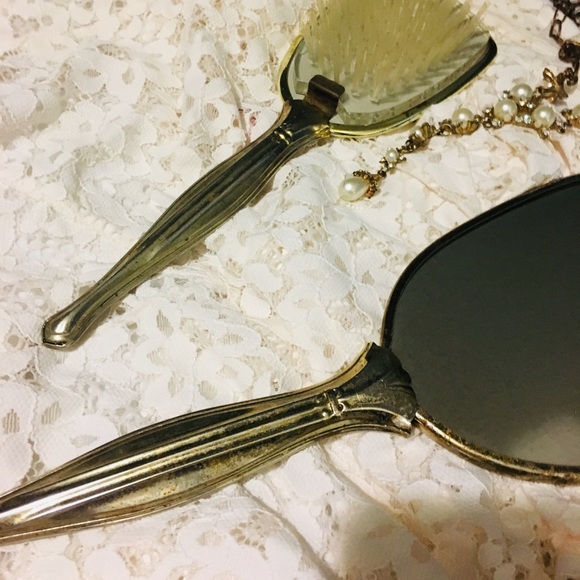 Vanity Set - Picture 7 of 7